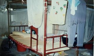 扑克牌的多种玩儿法两人 一个人如何玩扑克牌