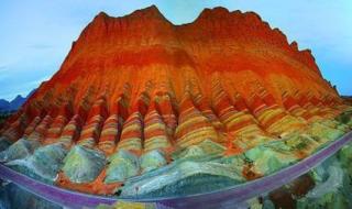 张掖七彩丹霞上午去哪个门 张掖丹霞旅游线路